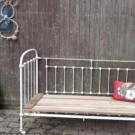 2 Pers 1 Chb à * Harcourt